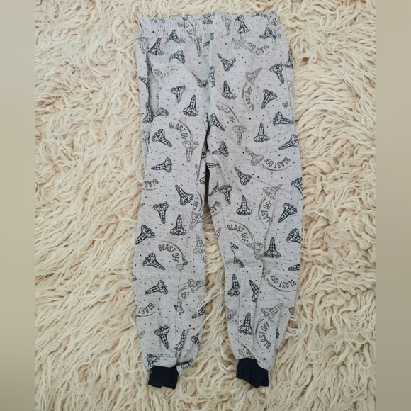 Lot #1 George Boys Size 4-5- PJs - Picture 9 of 14